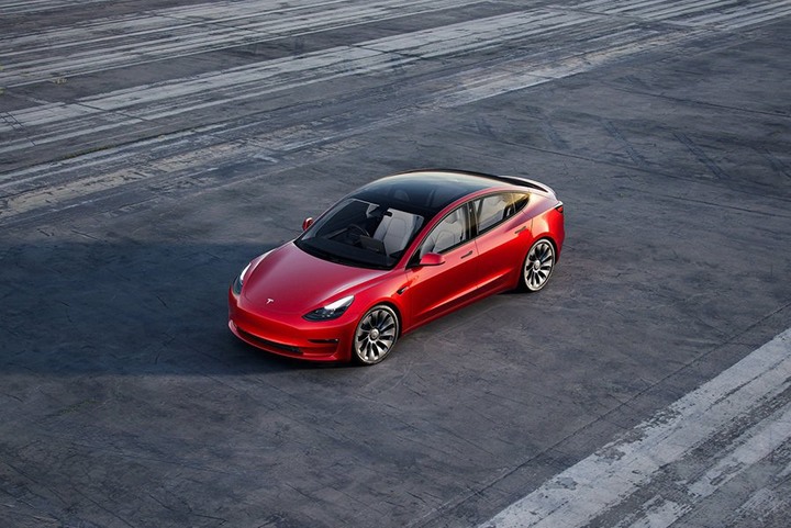 德國Tesla Model 3入門款直接漲20萬新台幣！