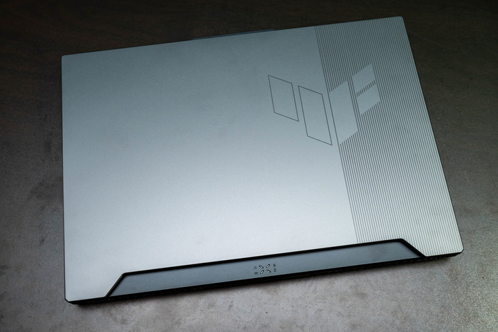 迎接新世代新氣象，ASUS TUF Gaming F15 FX507ZE 電競筆電開箱測試