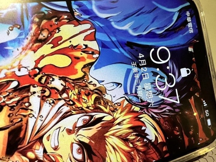 [分享文] iPhone 13 Pro Max 松嶺青 + Hoda 霧面玻璃貼 +Hoda 晶石玻璃殼 + Hoda 燒鈦鏡頭貼