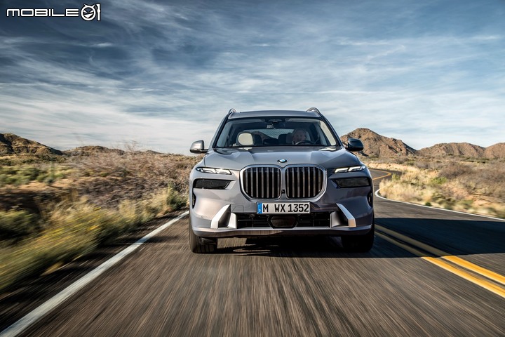 【海外新訊】全新外觀面容、內裝換上曲面大螢幕，BMW小改款X7正式登場！