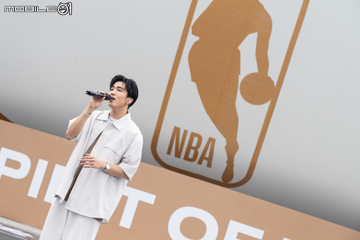 【採訪】軒尼詩打造NBA聯名巨型籃球地景! 周末一起來中正紀念堂打球