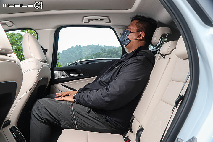 BMW 220i Active Tourer Luxury 大改款試駕|不只iDrive 8.0,你得再重新認識一次這輛BMW!