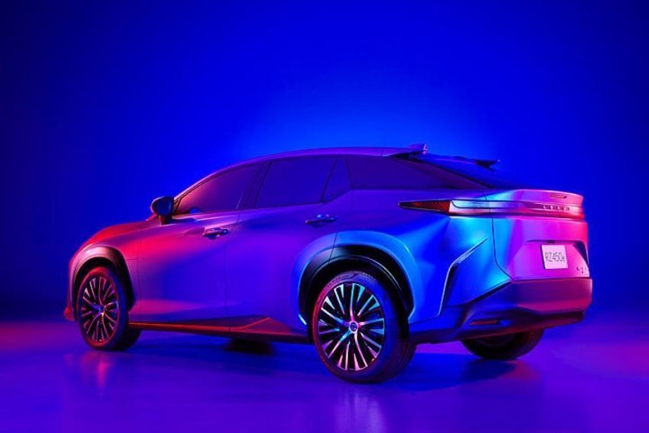 Lexus 今年新車重頭戲！全新休旅確定 4 月發表