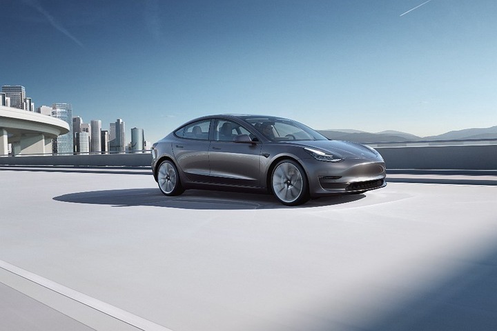 德國Tesla Model 3入門款直接漲20萬新台幣！