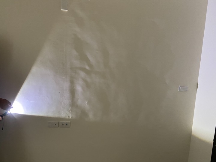 請益驗屋牆壁平整度