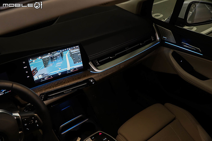 BMW 220i Active Tourer Luxury 大改款試駕｜不只iDrive 8.0，你得再重新認識一次這輛BMW！