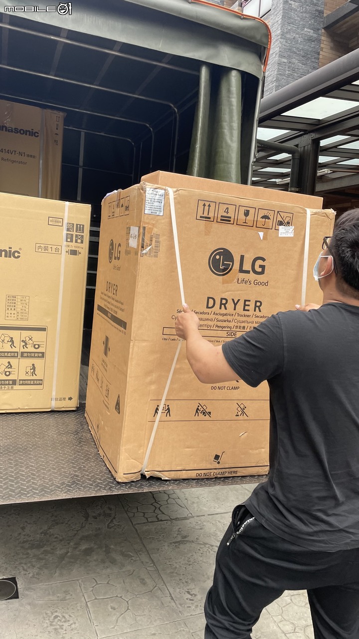 LG免曬衣乾衣機、蒸氣滾筒洗衣機洗乾堆疊-心得分享