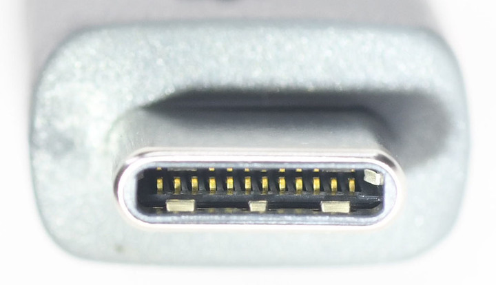 LINDY 92000_A ANTHRA LINE系列USB4 Type-C to Type-C傳輸線簡測