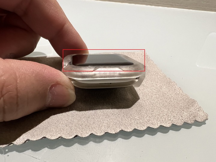 [分享文] UAG Apple Watch 透明 耐衝擊保護殼 + [U] Apple Watch 灰色 舒適矽膠錶帶 + Apple Watch 41mm 星光白