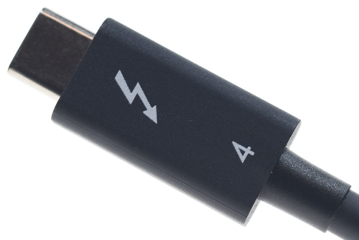 LINDY Thunderbolt 4傳輸線31120(1M)簡測