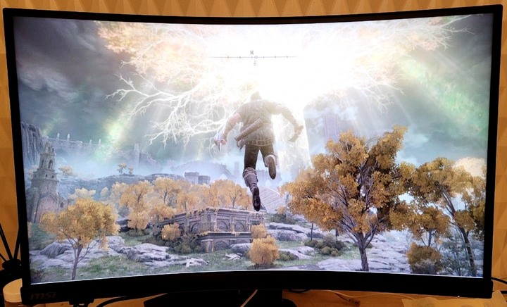【開箱】第一台曲面電競螢幕:27吋 MSI MPG ARTYMIS 273CQRX-QD