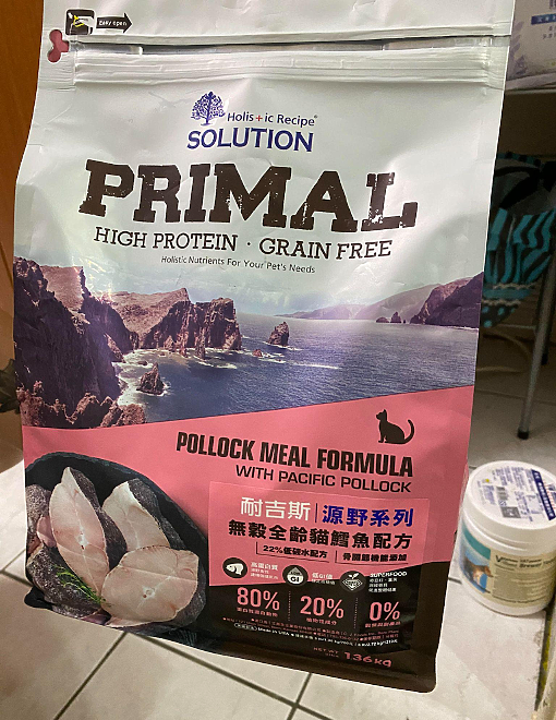 點我看大圖 同品牌成功無痛轉食 貓主子們的乾→濕歷程分享