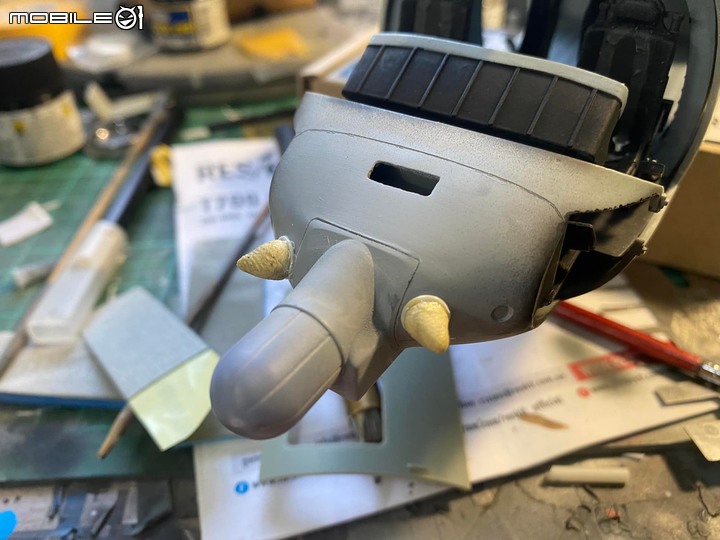 點我看大圖 1/35 空中勤務總隊 UH-60M-14 重裝型黑鷹直升機製作紀實