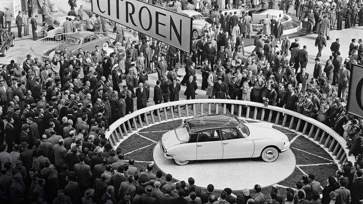 【模型開箱】時尚尖端的法國女神！1/12 Norev Citroen DS 19