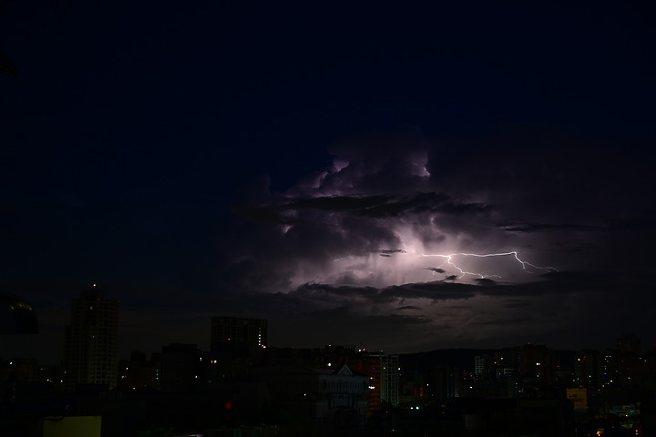 Nikon Z fc+DX 18-140mm雷打穀雨前，無水種大田；雷打穀雨後，高山種水稻。今年可能雨水多。