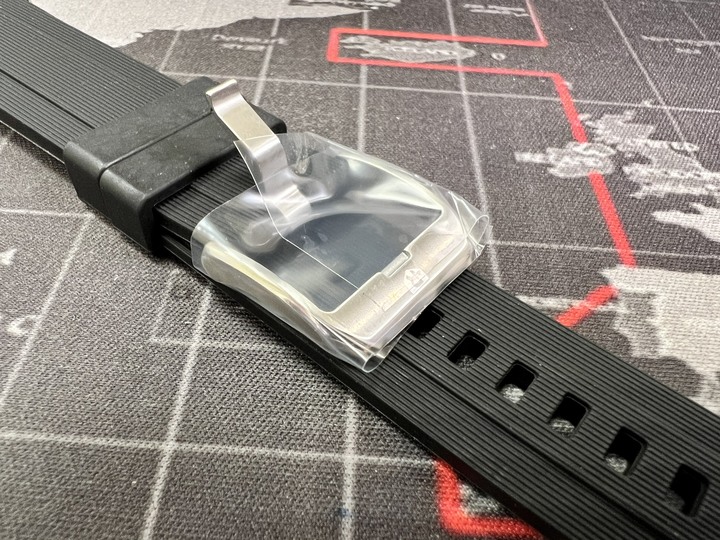 [分享文] Apple Watch 7 + Rearth Ringke Apple Watch 環保矽膠運動錶帶 + Rearth Ringke Apple Watch 抗震保護殼