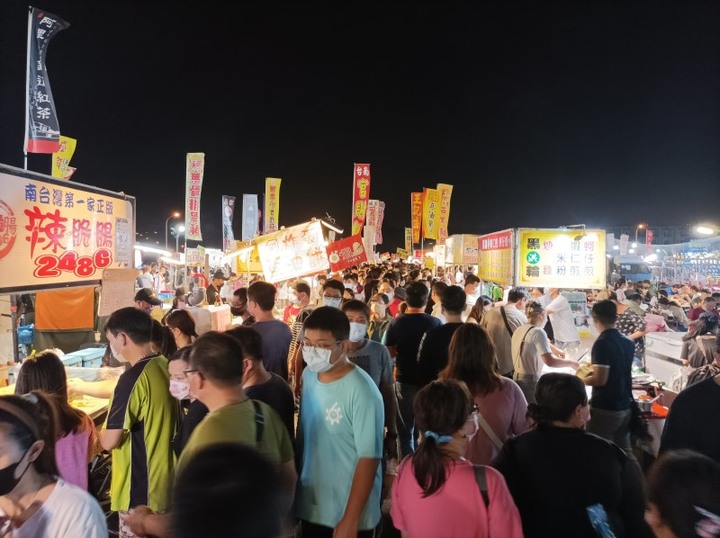 【鹿峰夜市】正式開幕！看看台中海線最大夜市有什麼魅力！