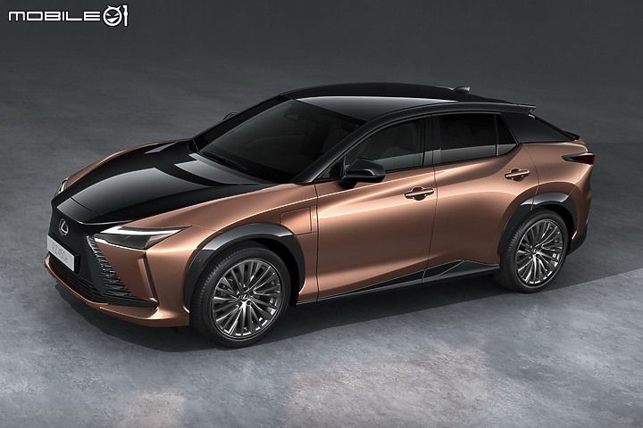 【海外新訊】Lexus RZ 450e正式亮相，前後雙馬達、DIRECT4四驅技術上身！
