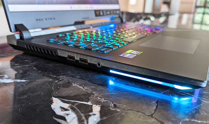 Road to SCAR…ROG SCAR 17 G733ZM開箱