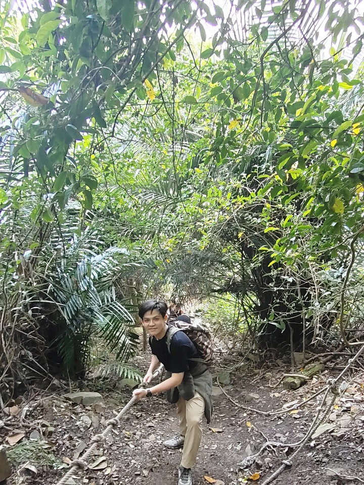 十九人的水雲三星之鳥嘴山(上島山)雲海白牆之旅