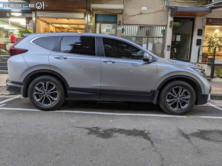 點我看大圖 換新車 CRV 來貼GH36+GH16