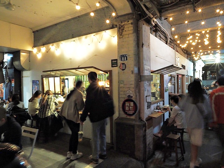 東門市場,令人懷念的夜間食肆,一年半未見之再訪 — 新竹市區春遊散策集錦之三