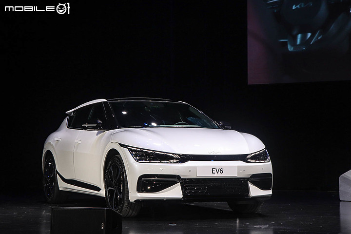 【採訪】較預售價再調漲!Kia EV6電動跨界休旅車158.9萬元起正式發表!