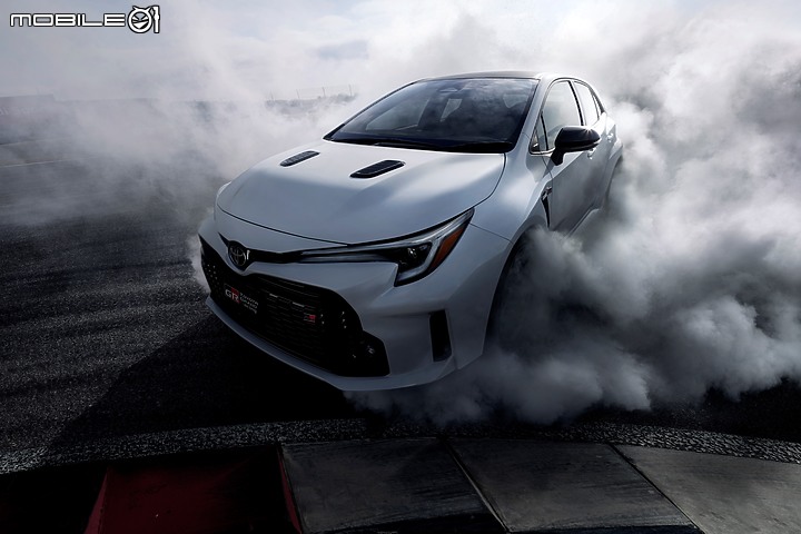 【海外新訊】Toyota GR Corolla正式報到，三百匹、六速手排加持的熱血重量級鋼砲！