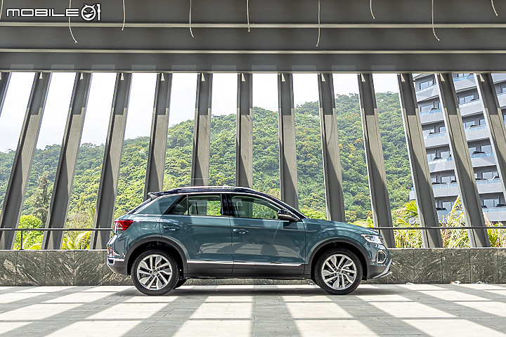 Volkswagen 小改款 T-Roc 中橫試駕|時尚、有型,而且還很 Rock!