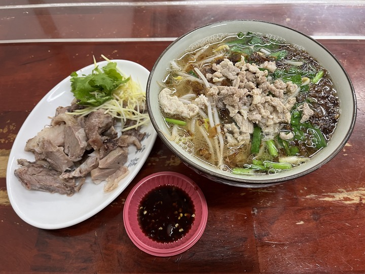 [食記] 大家號飲食店，台灣新竹湖口，客家傳統美味粄條老店 (Est. 1939)