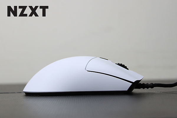 NZXT Lift 電競滑鼠，69g 懸浮控制極速體驗！