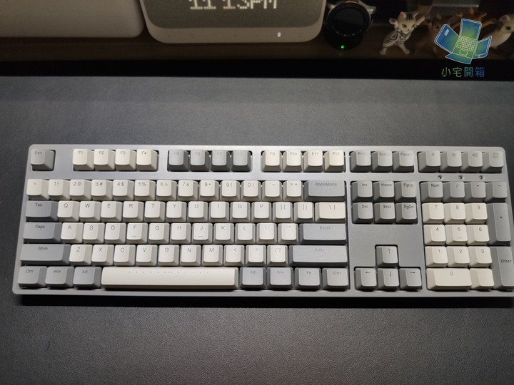 【小宅開箱】復古碰撞無線新技術 ikbc w210 藍牙雙模無線機械鍵盤開箱