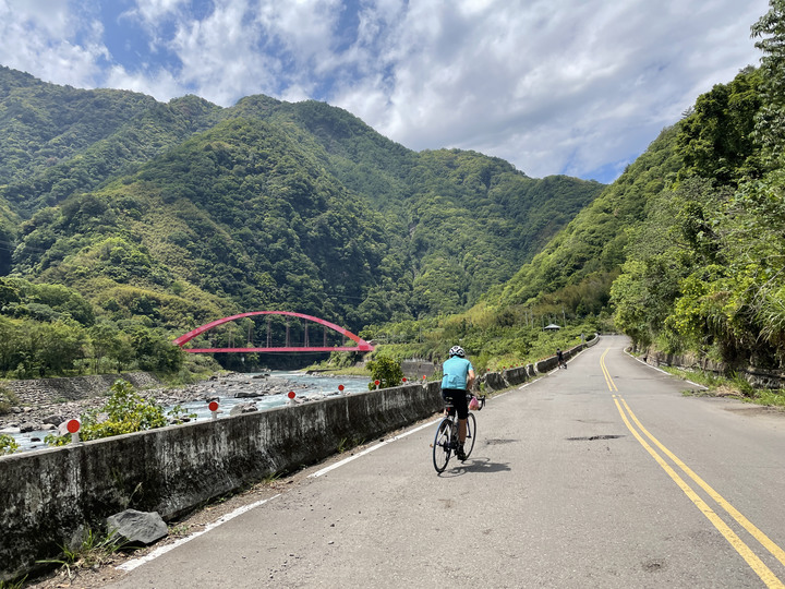 【悠悠の騎登百岳】台北出發順騎「宇老超大滿貫」