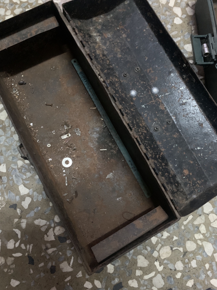 工具箱除銹