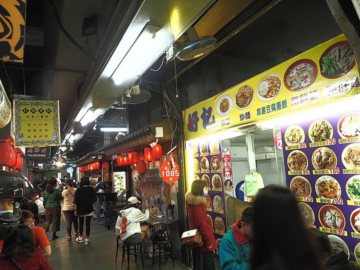 東門市場,令人懷念的夜間食肆,一年半未見之再訪 — 新竹市區春遊散策集錦之三