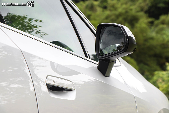BMW 220i Active Tourer Luxury 大改款試駕｜不只iDrive 8.0，你得再重新認識一次這輛BMW！