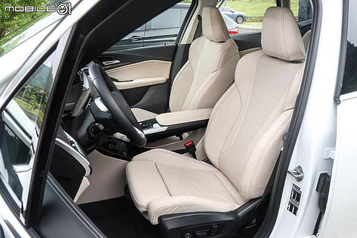 BMW 220i Active Tourer Luxury 大改款試駕｜不只iDrive 8.0，你得再重新認識一次這輛BMW！