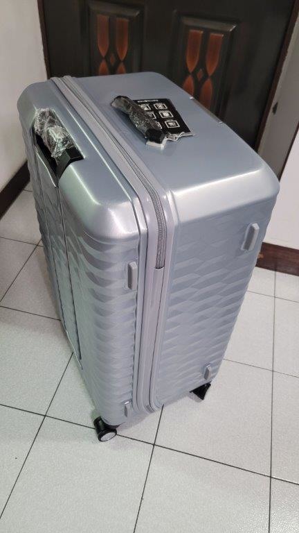 詢問samsonite polygon 28吋的使用經驗
