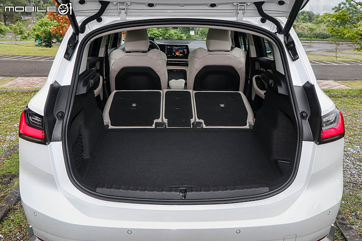 BMW 220i Active Tourer Luxury 大改款試駕｜不只iDrive 8.0，你得再重新認識一次這輛BMW！