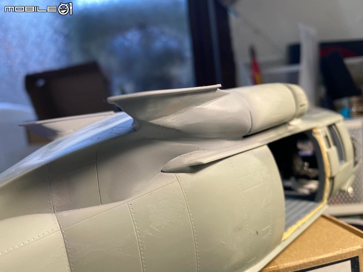 點我看大圖 1/35 空中勤務總隊 UH-60M-14 重裝型黑鷹直升機製作紀實