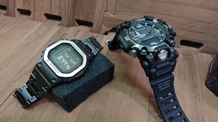 開箱：經典升級 G-SHOCK GMW-B5000 金屬消光黑灰