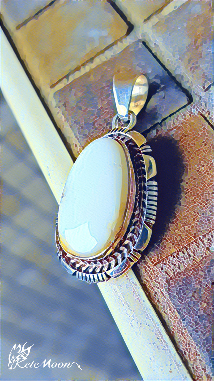 點我看大圖 Larry Moses Yazzie-White Buffalo打印銀墜