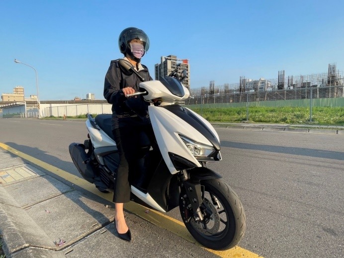女生騎勁戰6會很怪嗎?完全不會 | 我的事業好夥伴