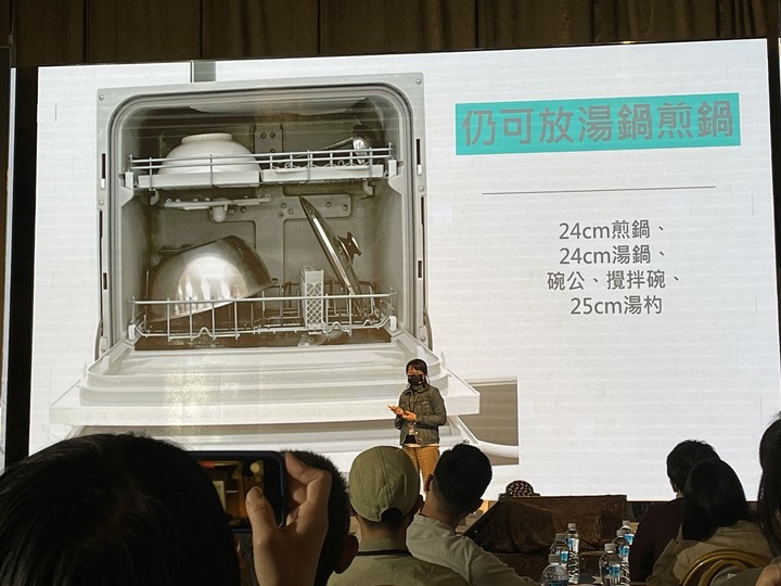 Panasonic NP-TH4WHR1TW愛妻1號桌上型洗碗機新品發表會體驗心得