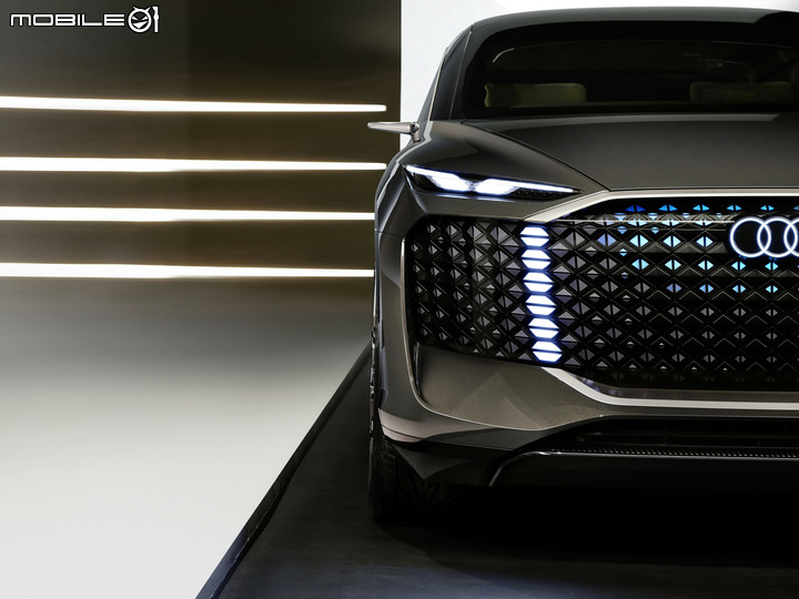 【海外新訊】擁有豪華車艙與Level 4自動駕駛系統，Audi Urbansphere純電概念車正式亮相！