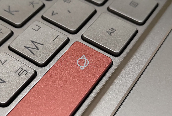 (開箱)滿滿宇宙彩蛋之ASUS Zenbook 14X OLED太空紀念版