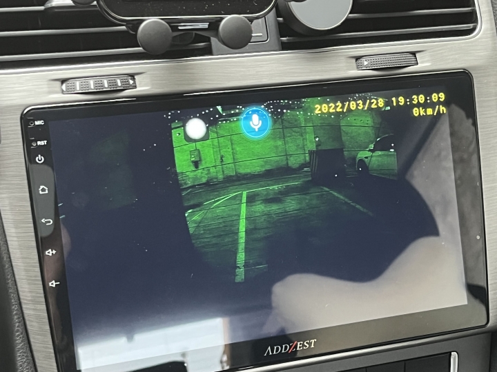 行車記錄器後鏡頭顏色偏綠