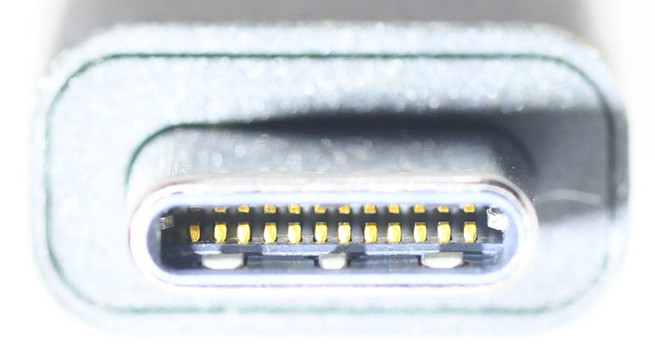 LINDY Thunderbolt 4傳輸線31120(1M)簡測