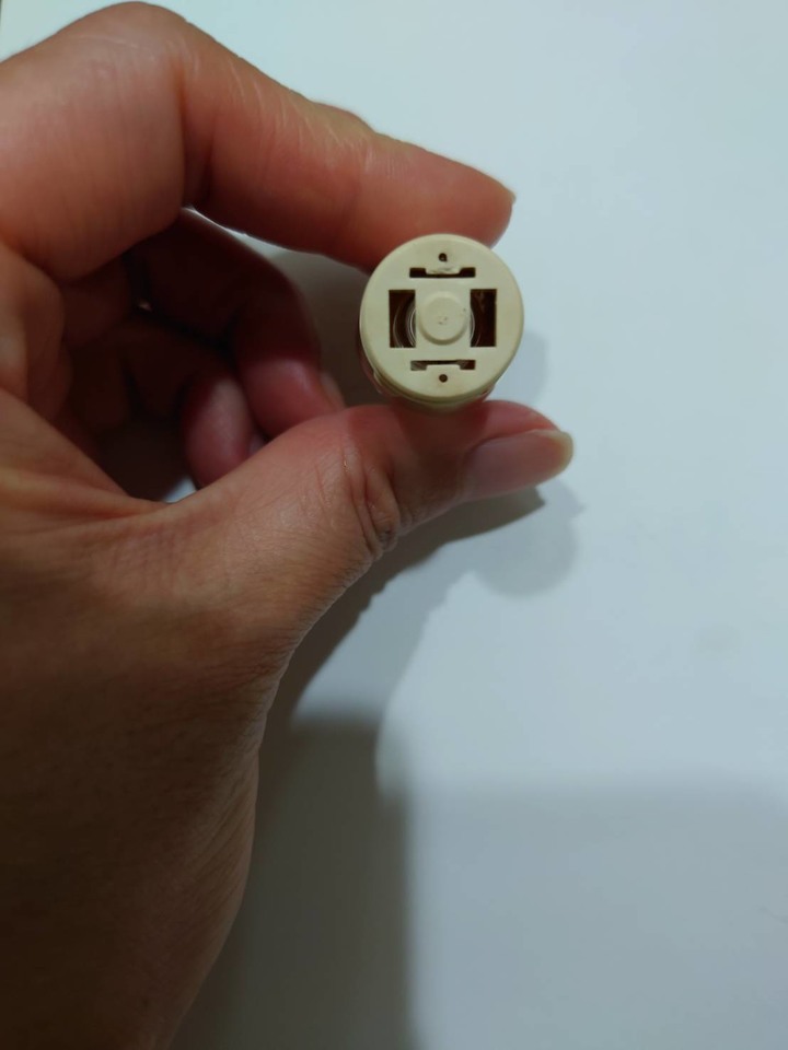 日立冰箱燈泡