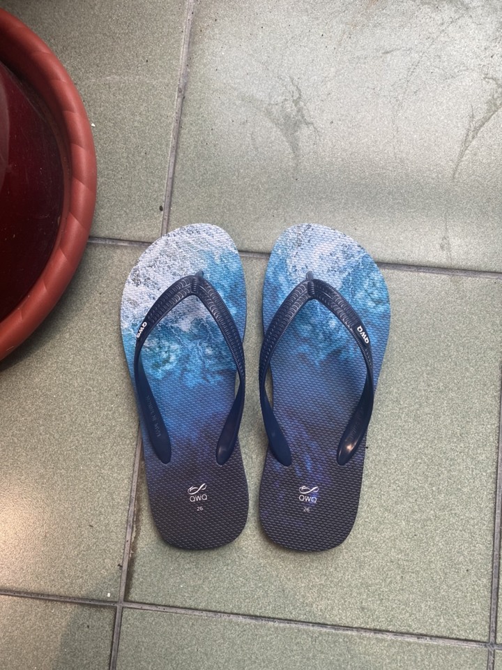 台北人都不穿夾腳拖的嗎？